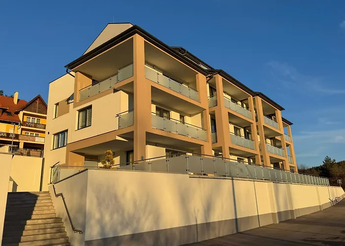Salt Hill Premium Apartments