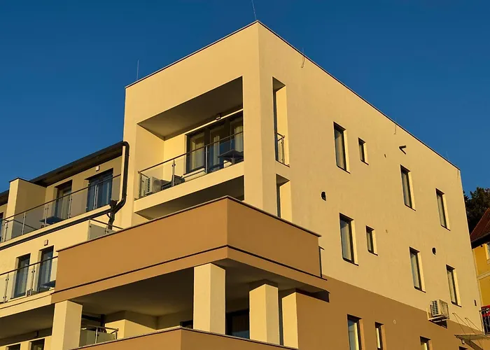 Salt Hill Premium Apartments