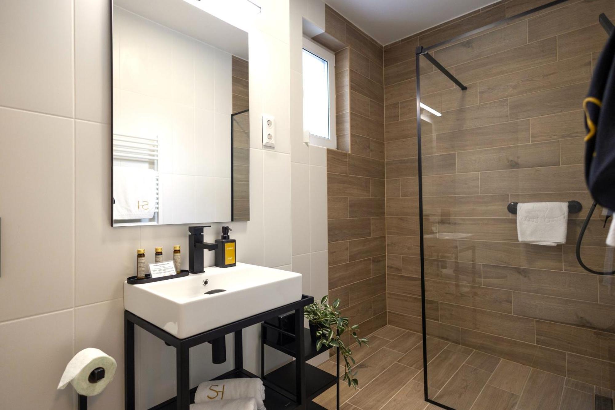 Salt Hill Premium 4*